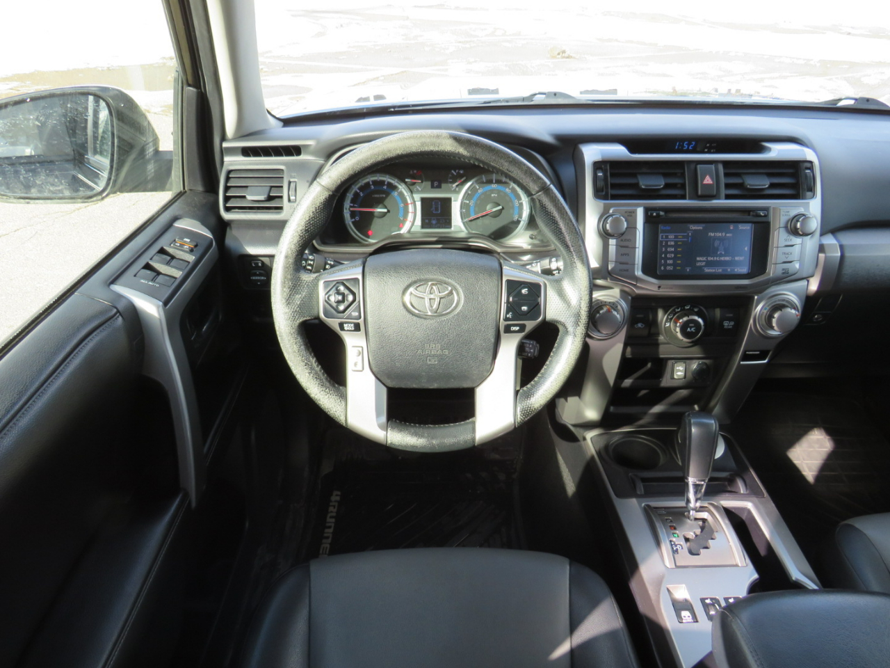 Toyota 4Runner SR5 4WD 2015