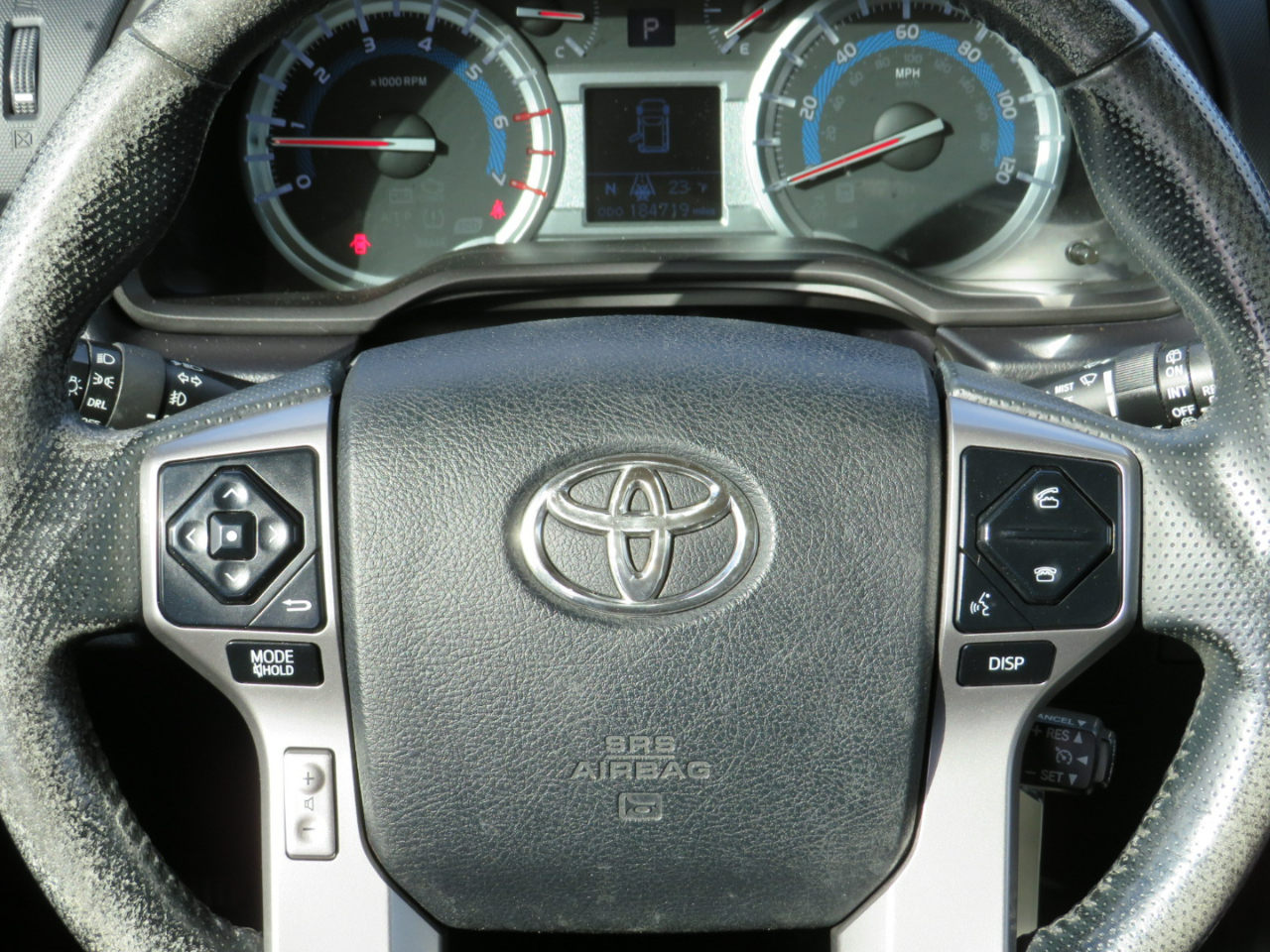 Toyota 4Runner SR5 4WD 2015