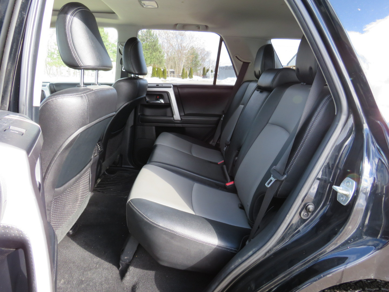 Toyota 4Runner SR5 4WD 2015