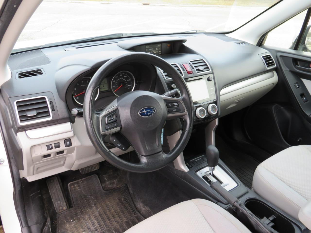 Subaru Forester 2.5i Premium PZEV CVT 2016