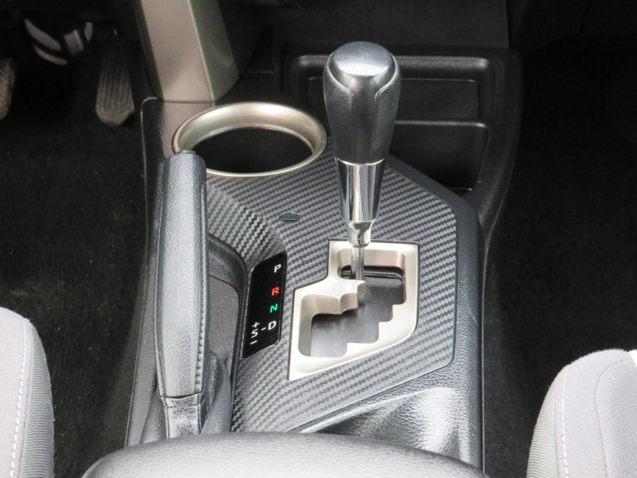 Toyota RAV4 XLE FWD 2013