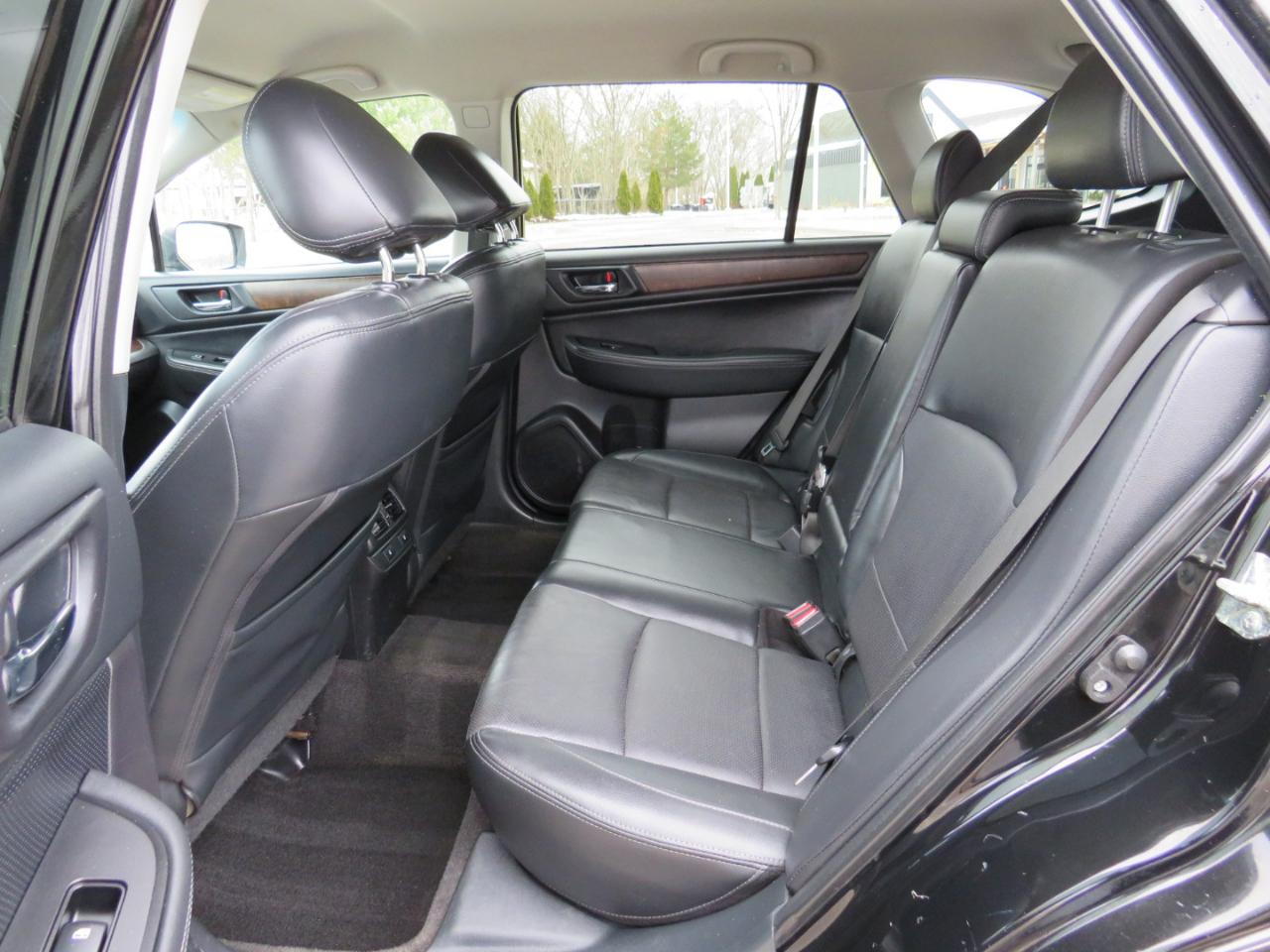 Subaru Outback 2.5i Limited 2015