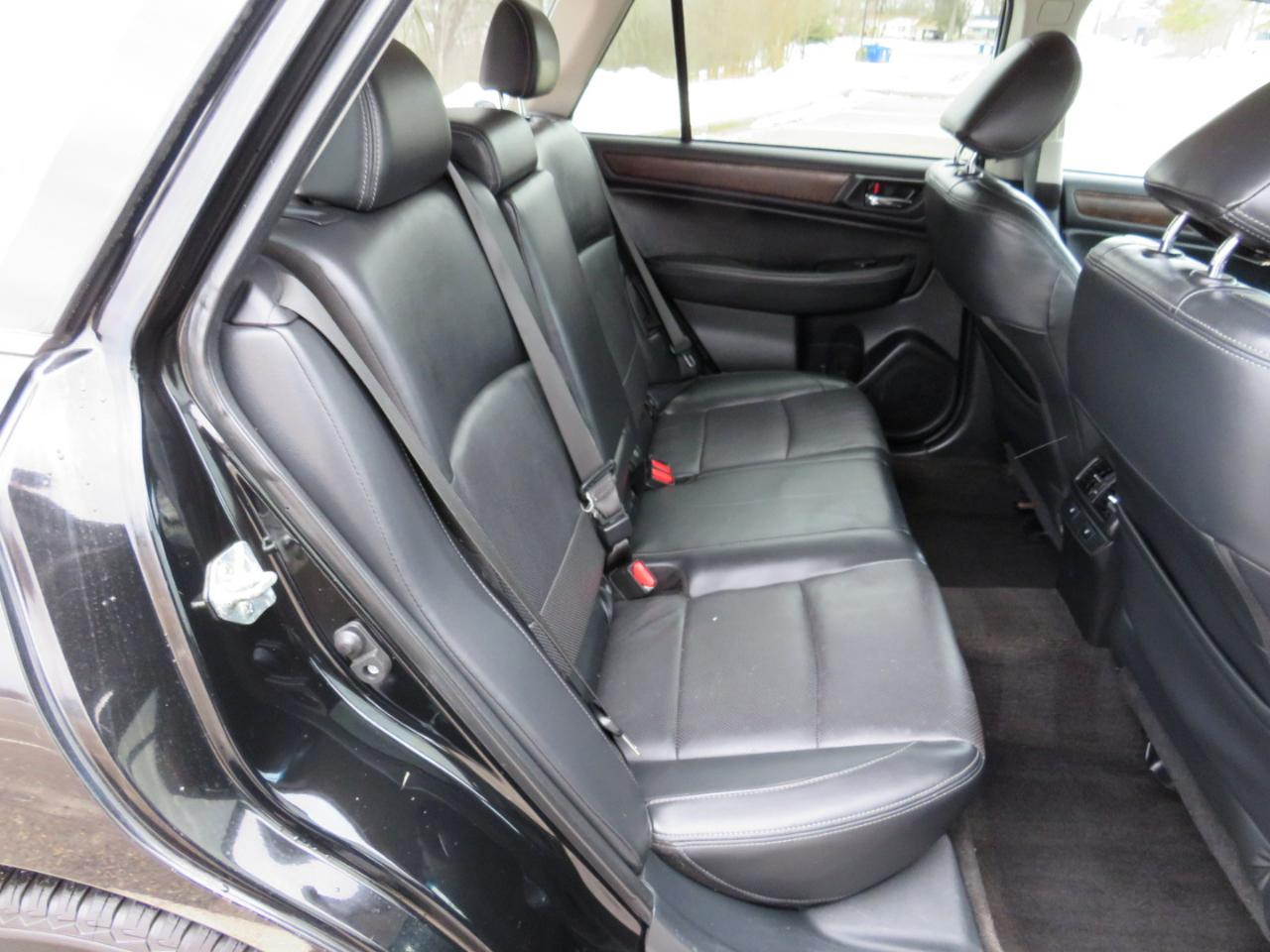 Subaru Outback 2.5i Limited 2015