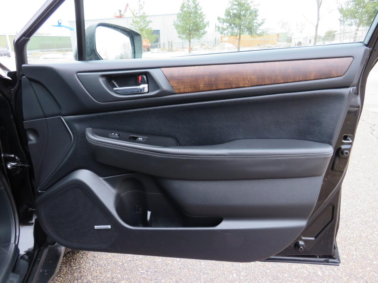 Subaru Outback 2.5i Limited 2015