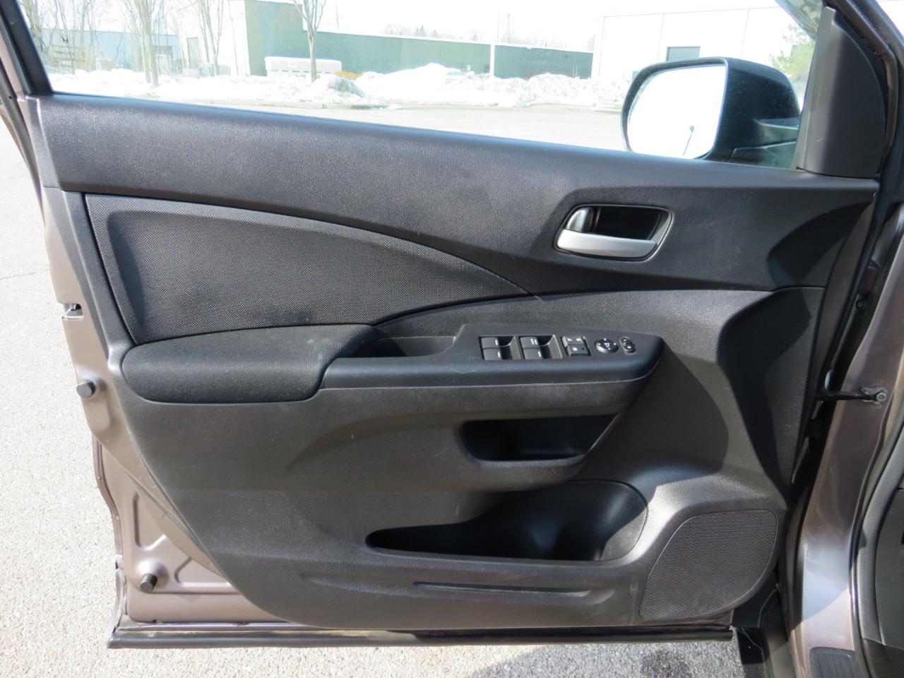 Honda CR-V LX 4WD 5-Speed AT 2014