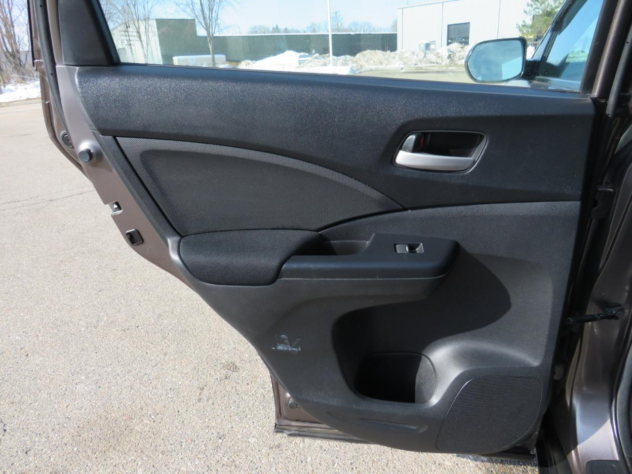 Honda CR-V LX 4WD 5-Speed AT 2014