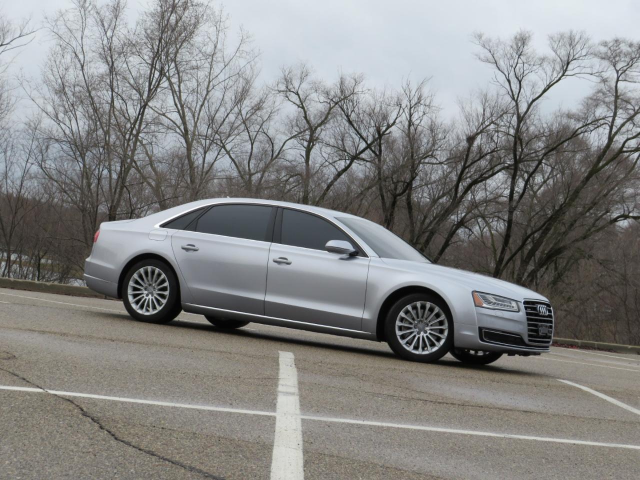 Audi A8 L 4.0T quattro 2015