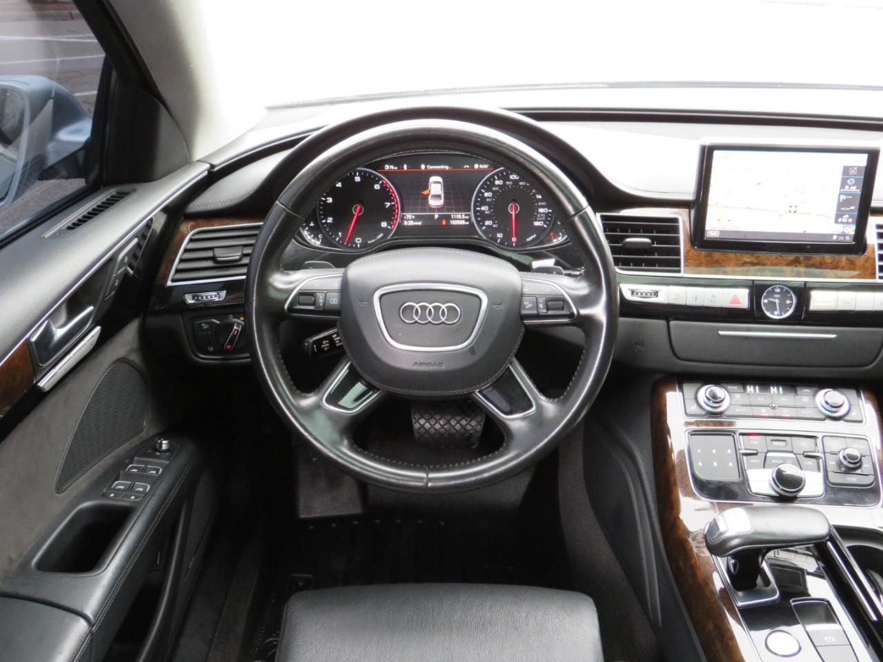 Audi A8 L 4.0T quattro 2015