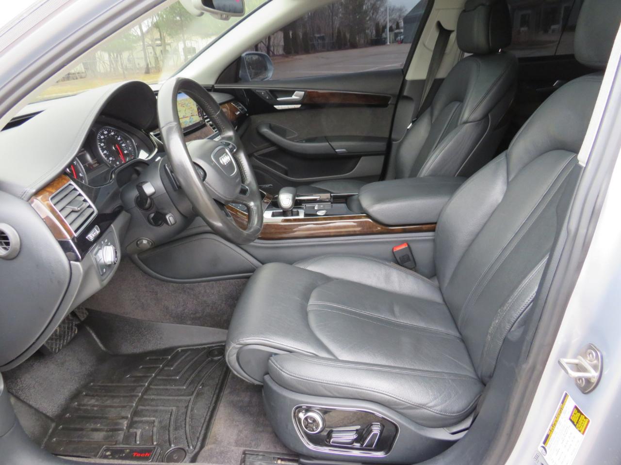 Audi A8 L 4.0T quattro 2015