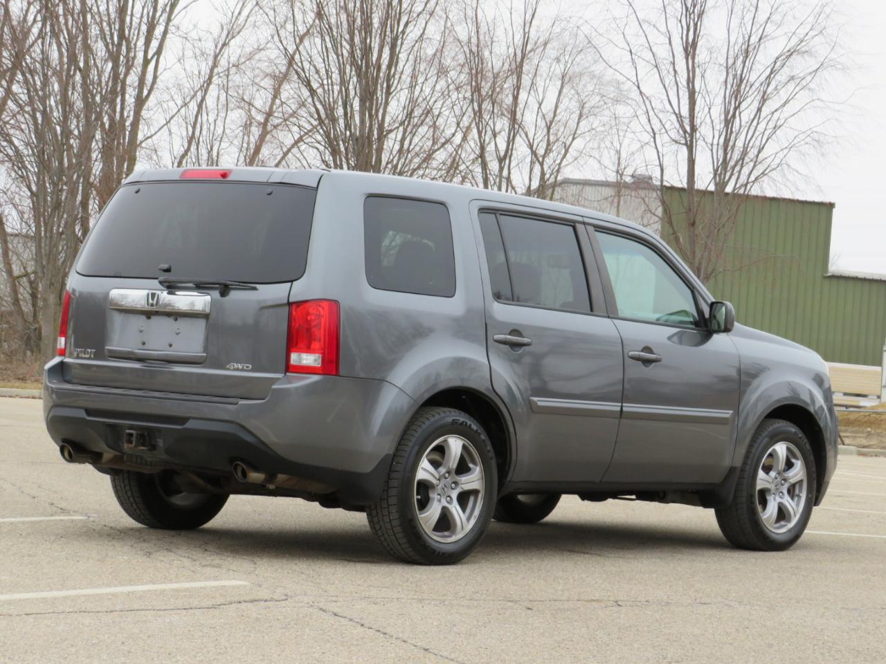 Honda Pilot EX-L 4WD 5-Spd AT 2012