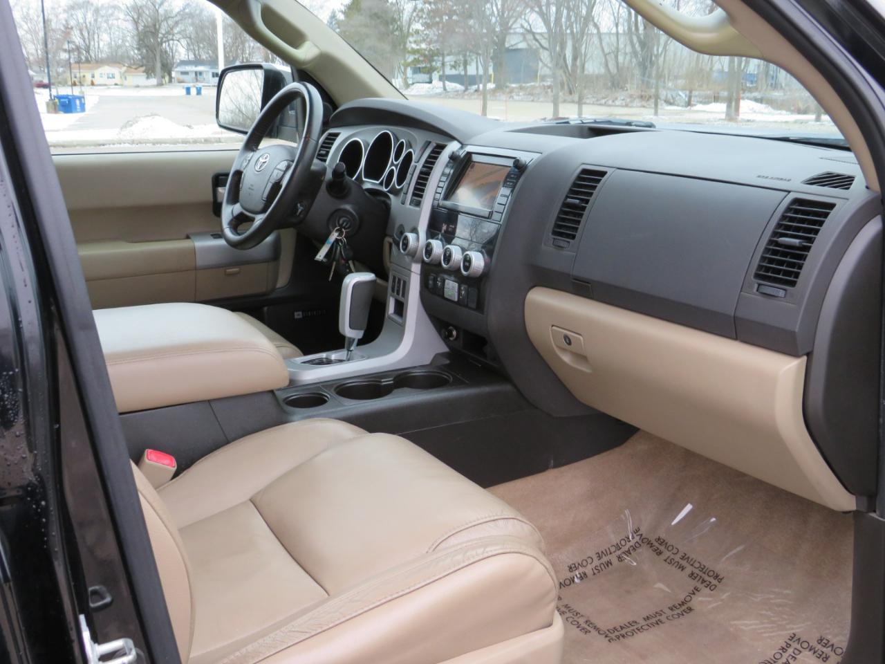 Toyota Sequoia Limited 4WD 2008