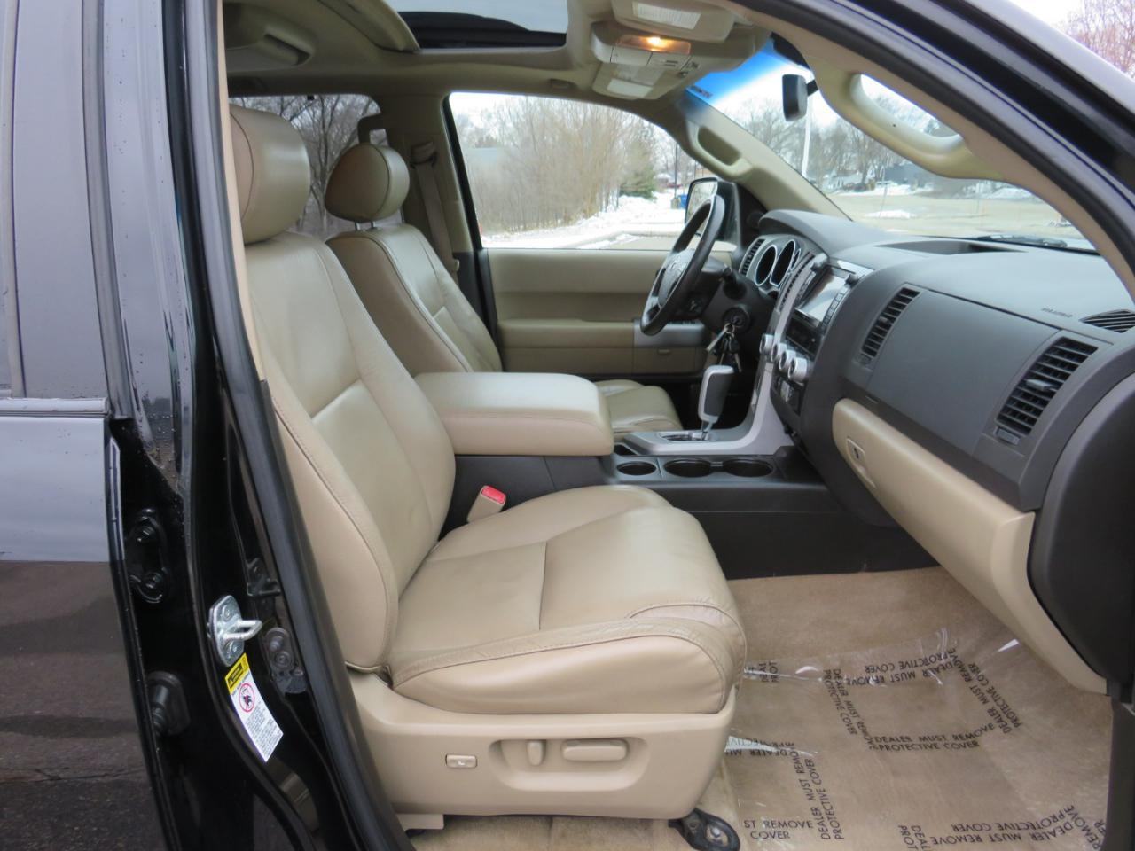 Toyota Sequoia Limited 4WD 2008