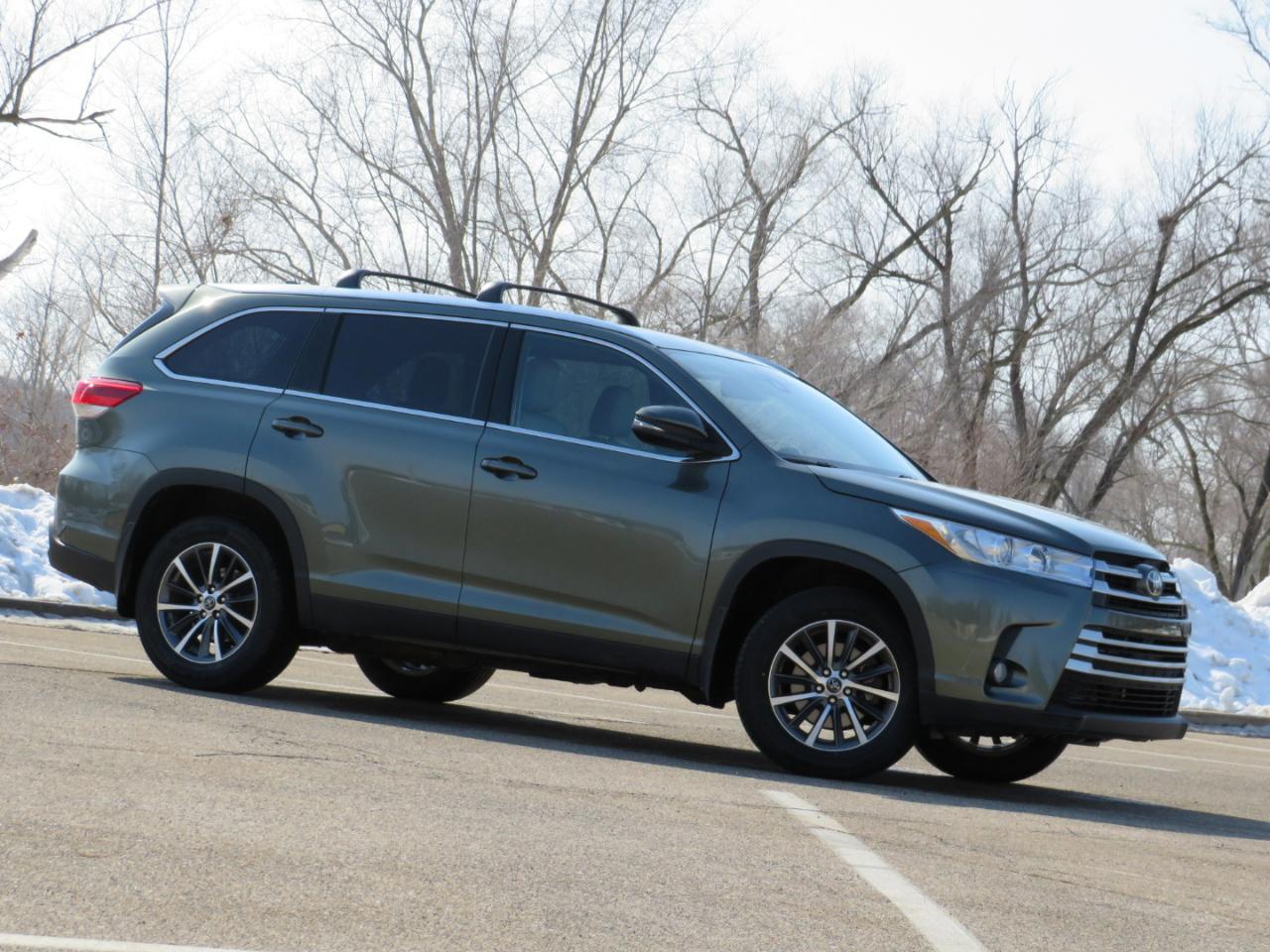 Toyota Highlander XLE AWD V6 2019