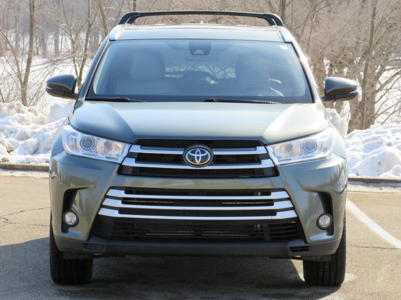 Toyota Highlander XLE AWD V6 2019