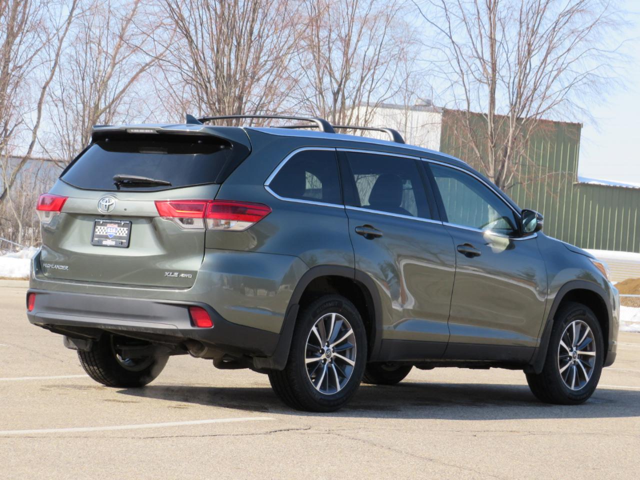 Toyota Highlander XLE AWD V6 2019