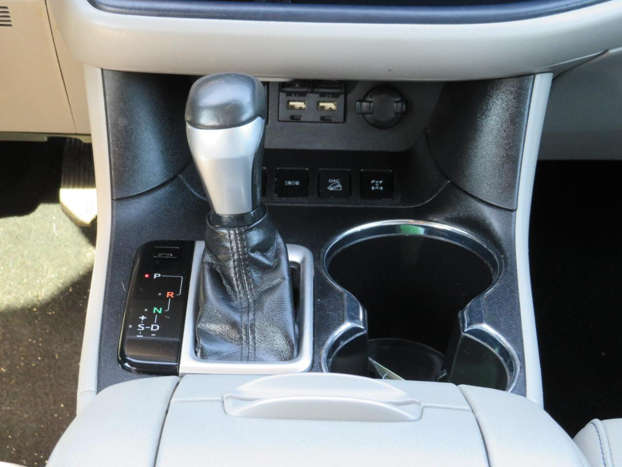 Toyota Highlander XLE AWD V6 2019