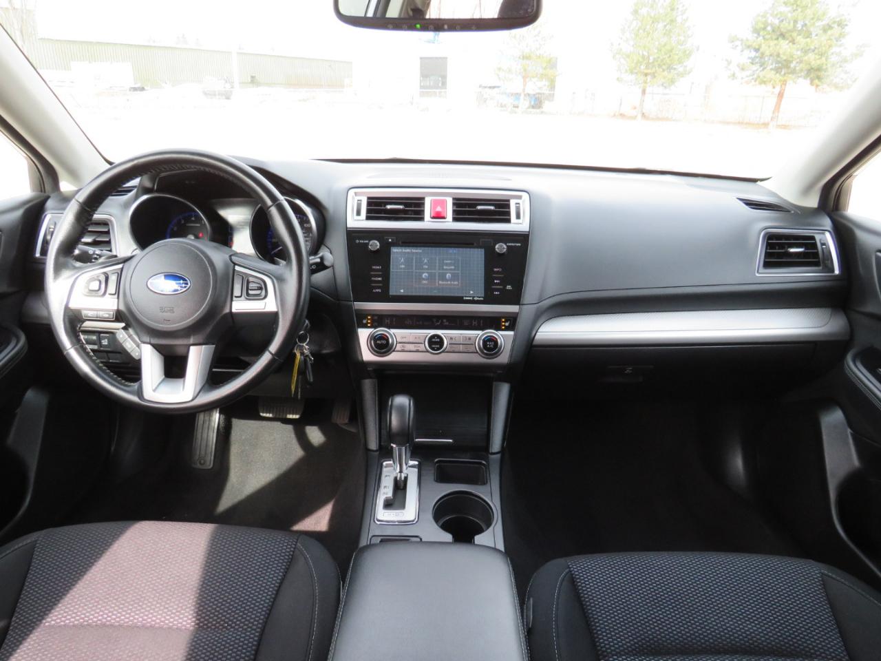 Subaru Outback 2.5i Premium 2015