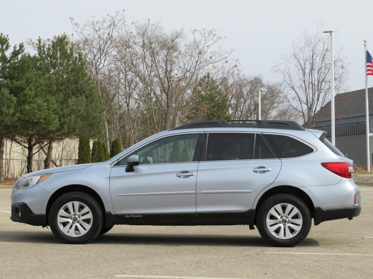 Subaru Outback 2.5i Premium 2015