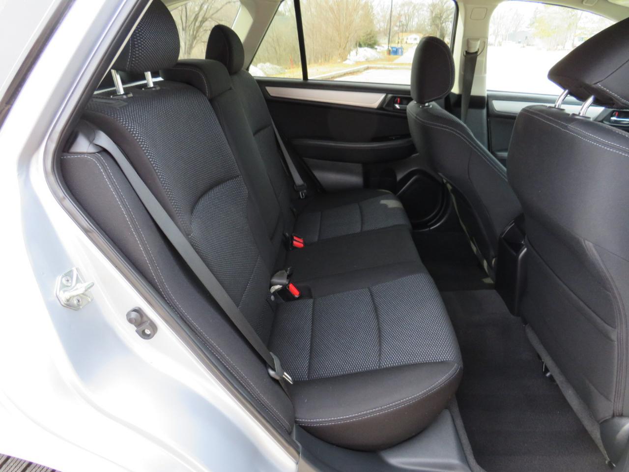 Subaru Outback 2.5i Premium 2015