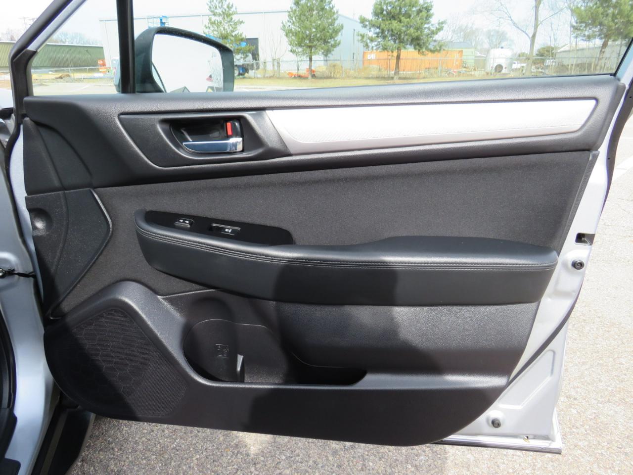 Subaru Outback 2.5i Premium 2015