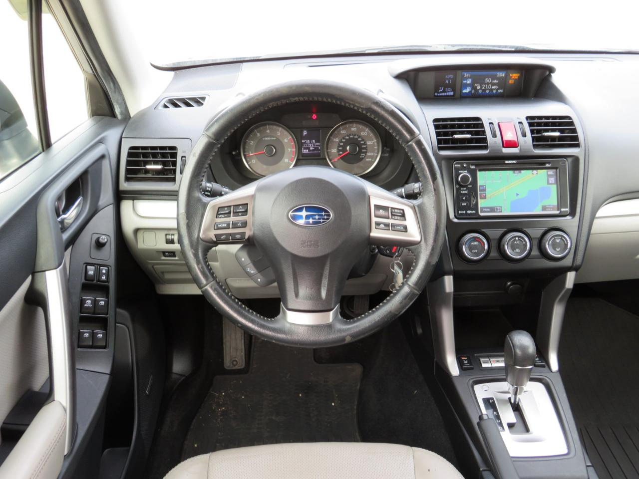 Subaru Forester 2.5i Touring 2015