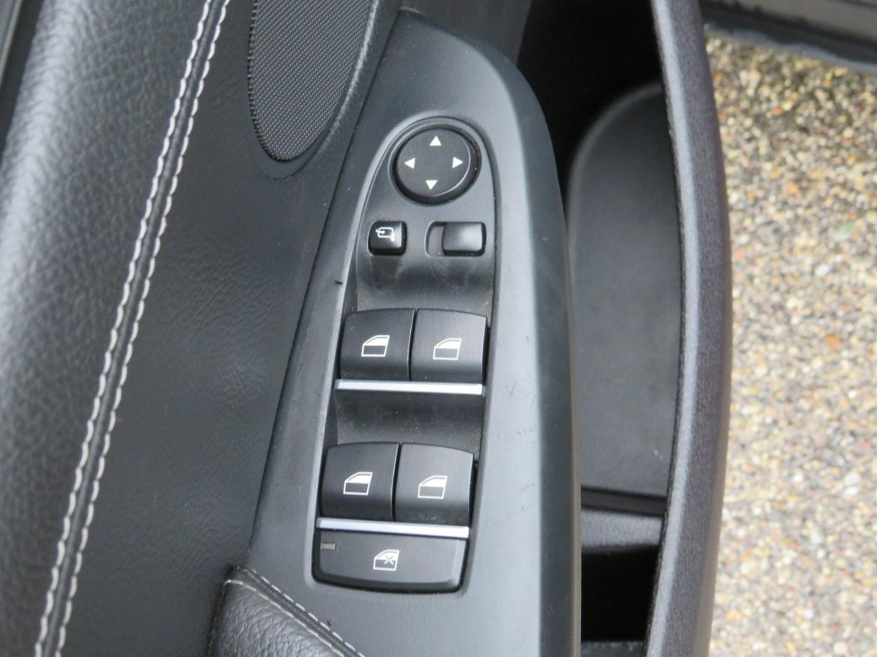 BMW X3 xDrive28i 2011