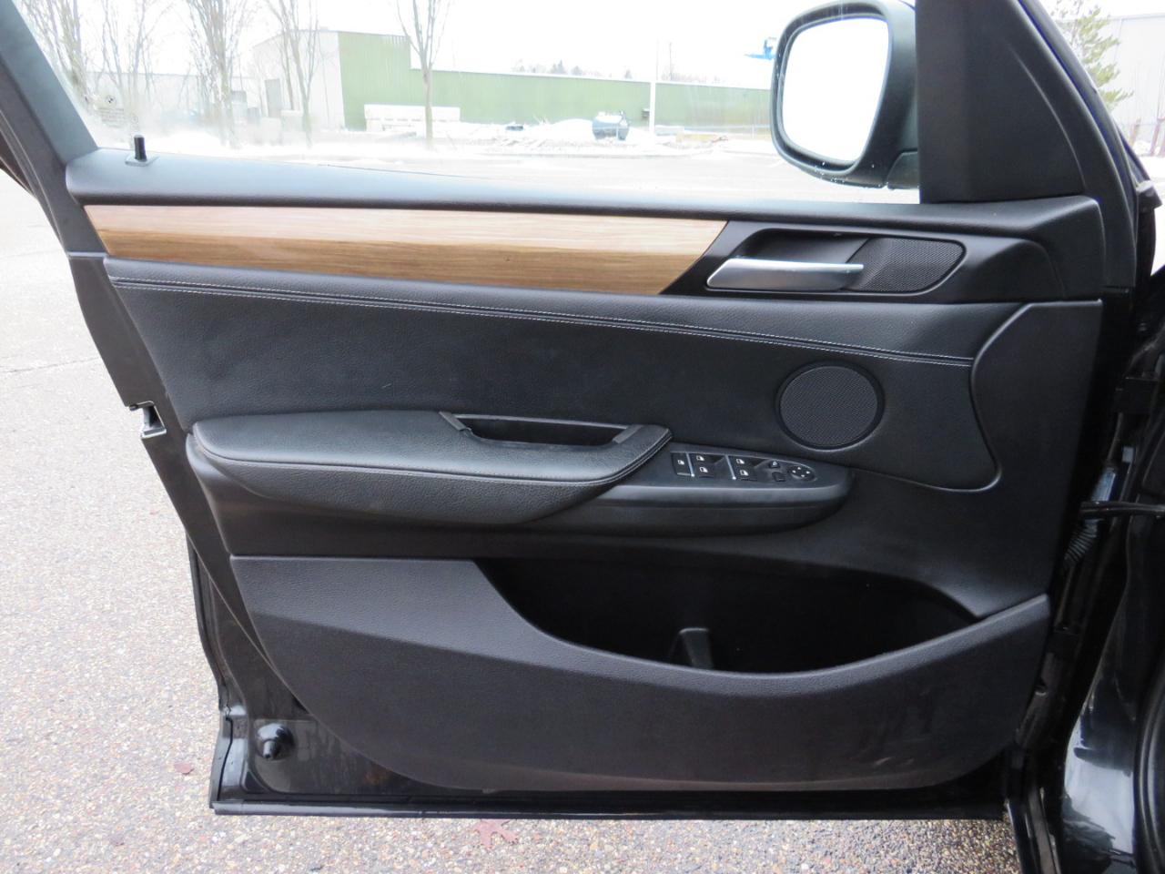 BMW X3 xDrive28i 2011