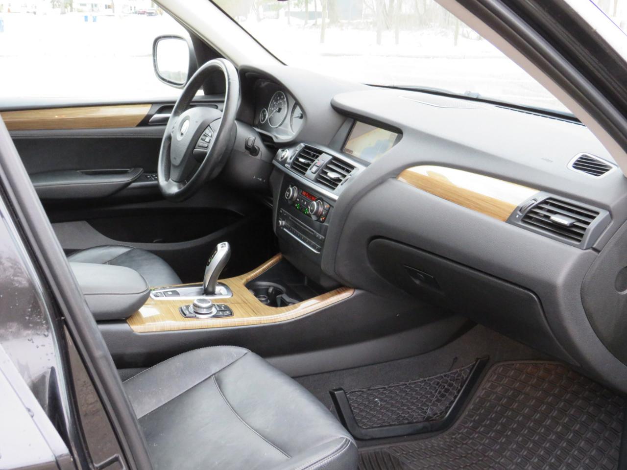 BMW X3 xDrive28i 2011