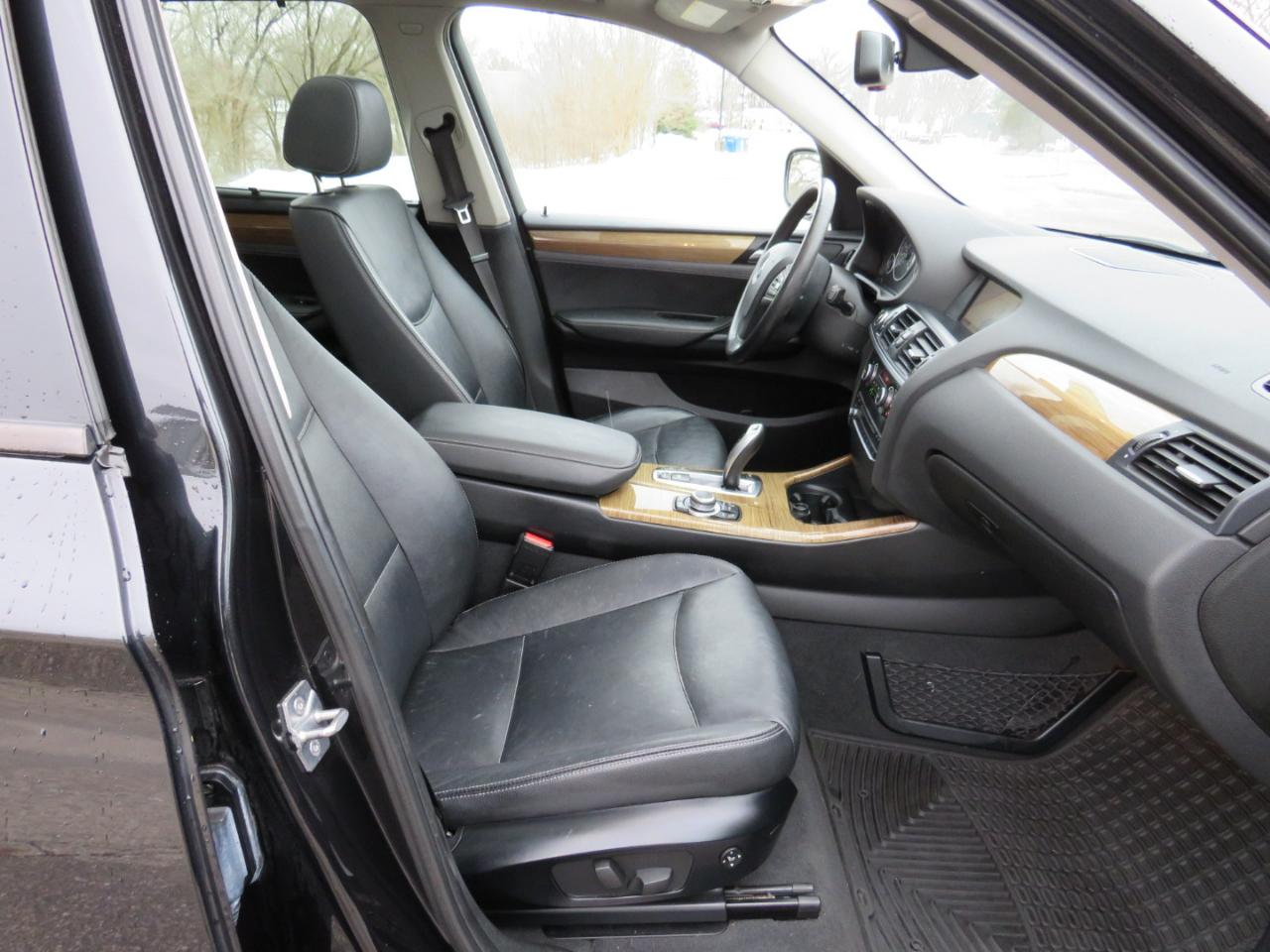 BMW X3 xDrive28i 2011