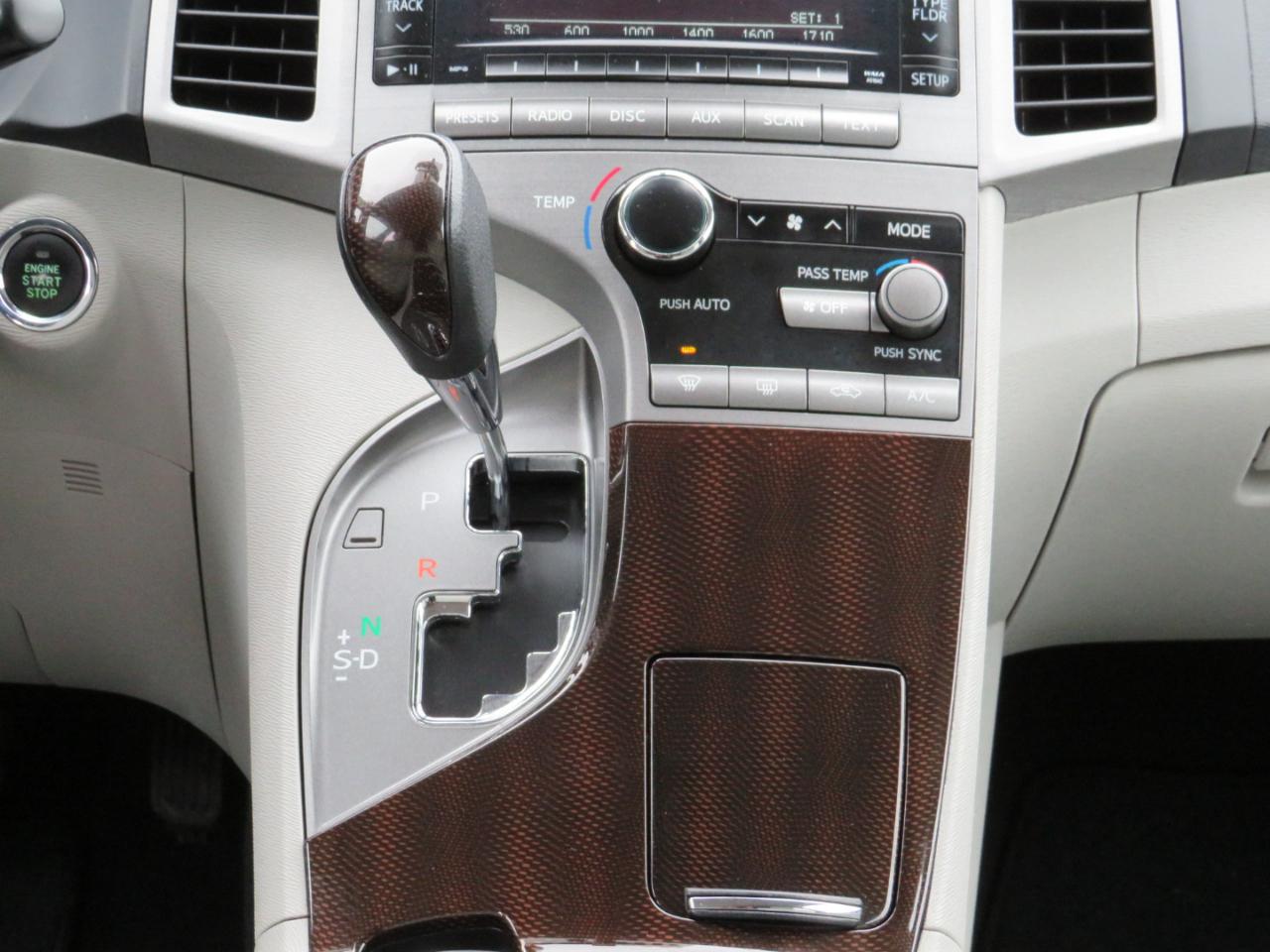 Toyota Venza AWD I4 2011