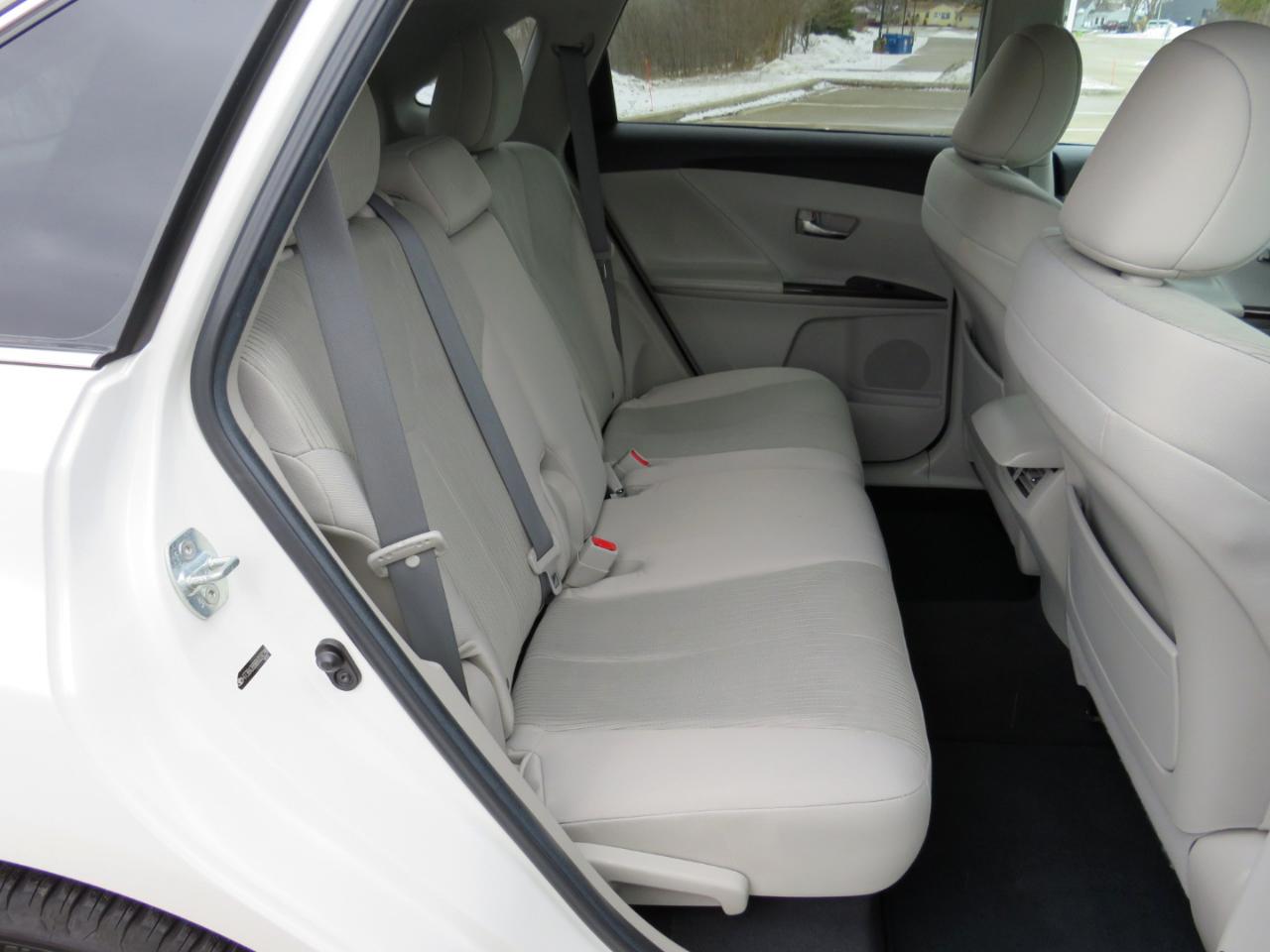 Toyota Venza AWD I4 2011