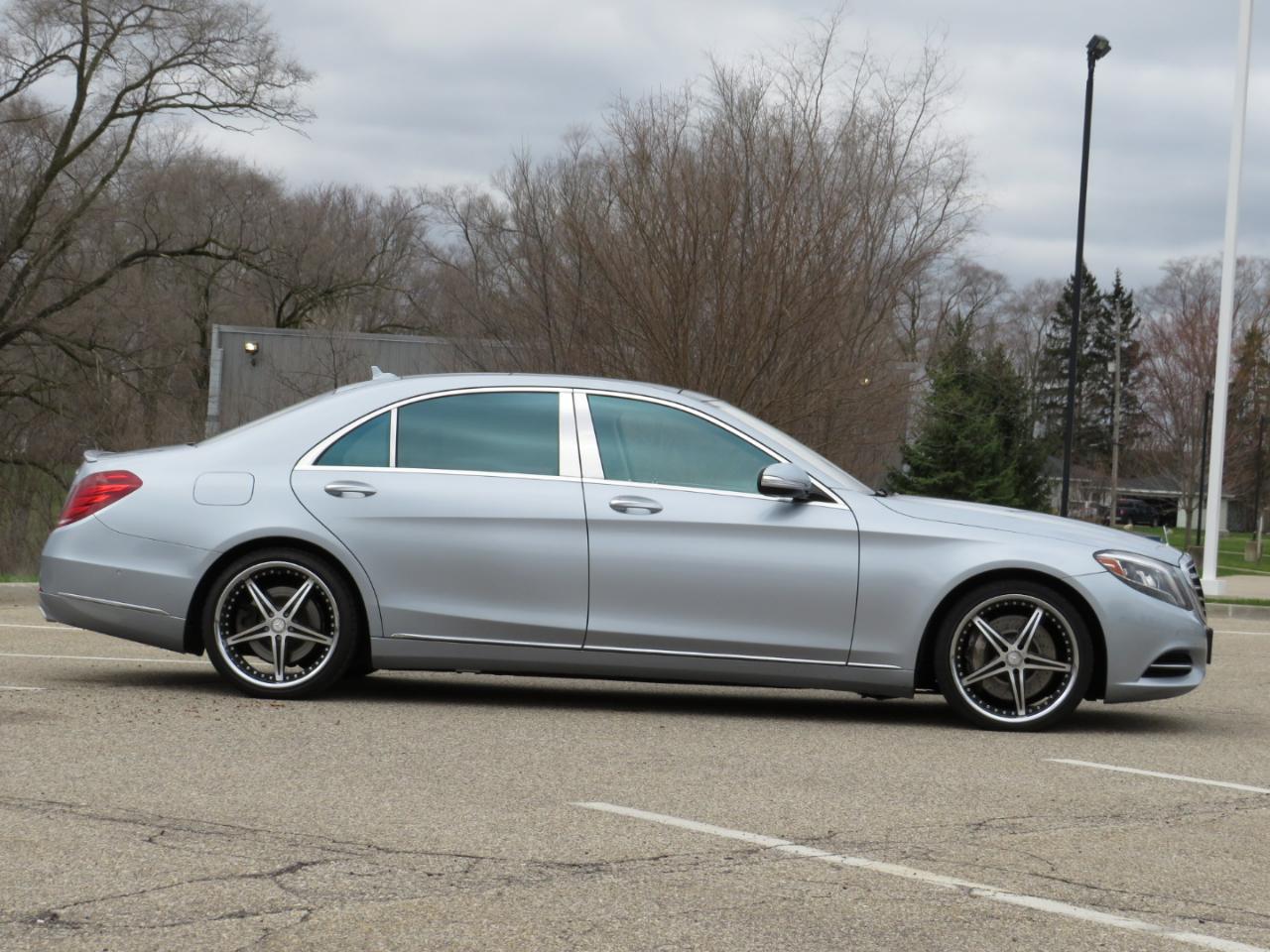 Mercedes-Benz S-Class S550 4MATIC 2014