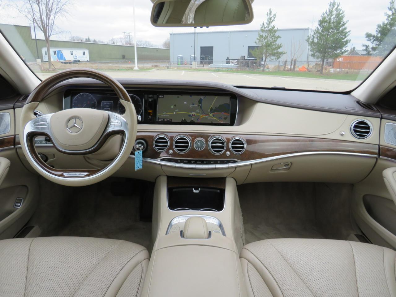 Mercedes-Benz S-Class S550 4MATIC 2014
