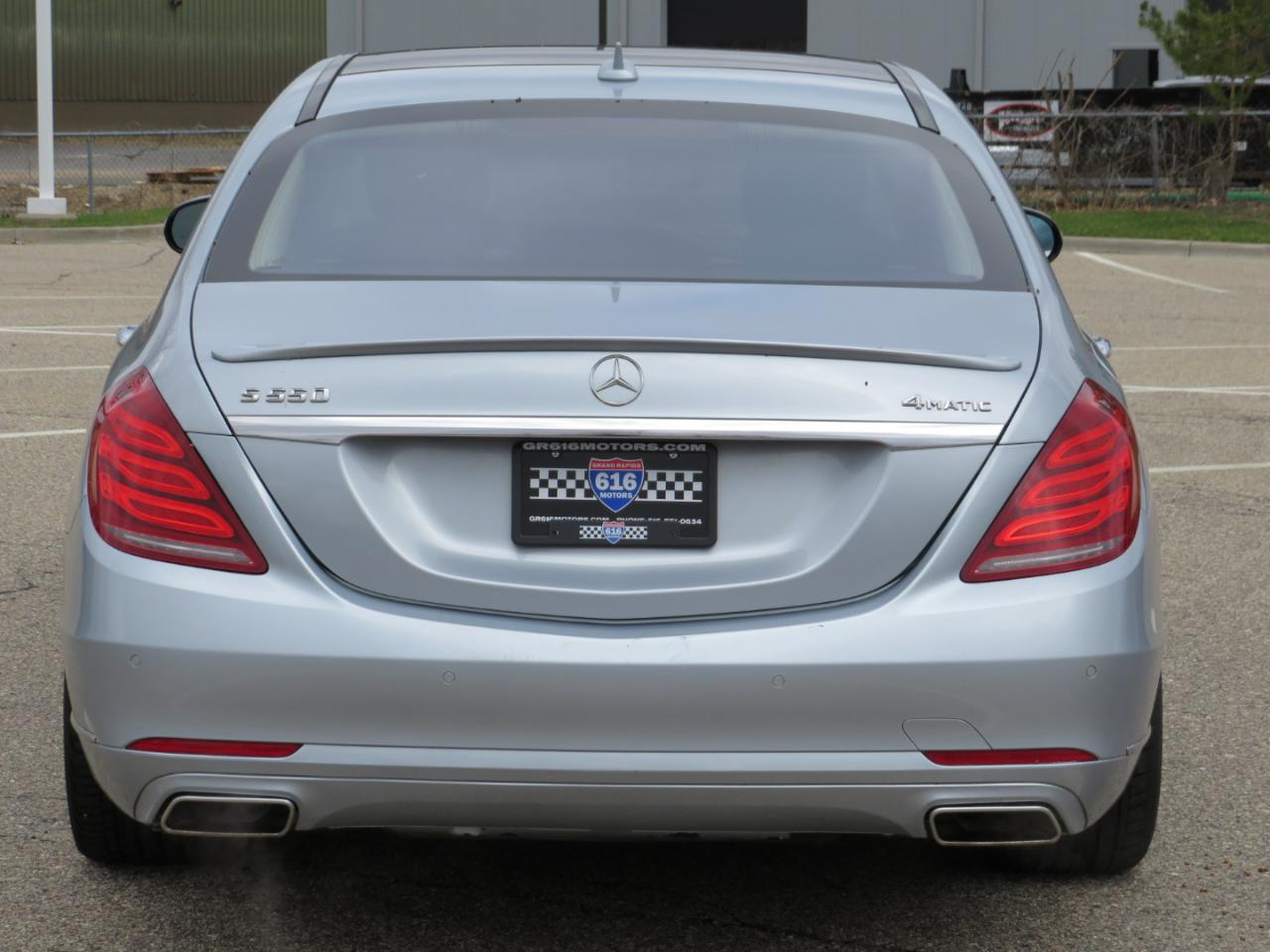 Mercedes-Benz S-Class S550 4MATIC 2014