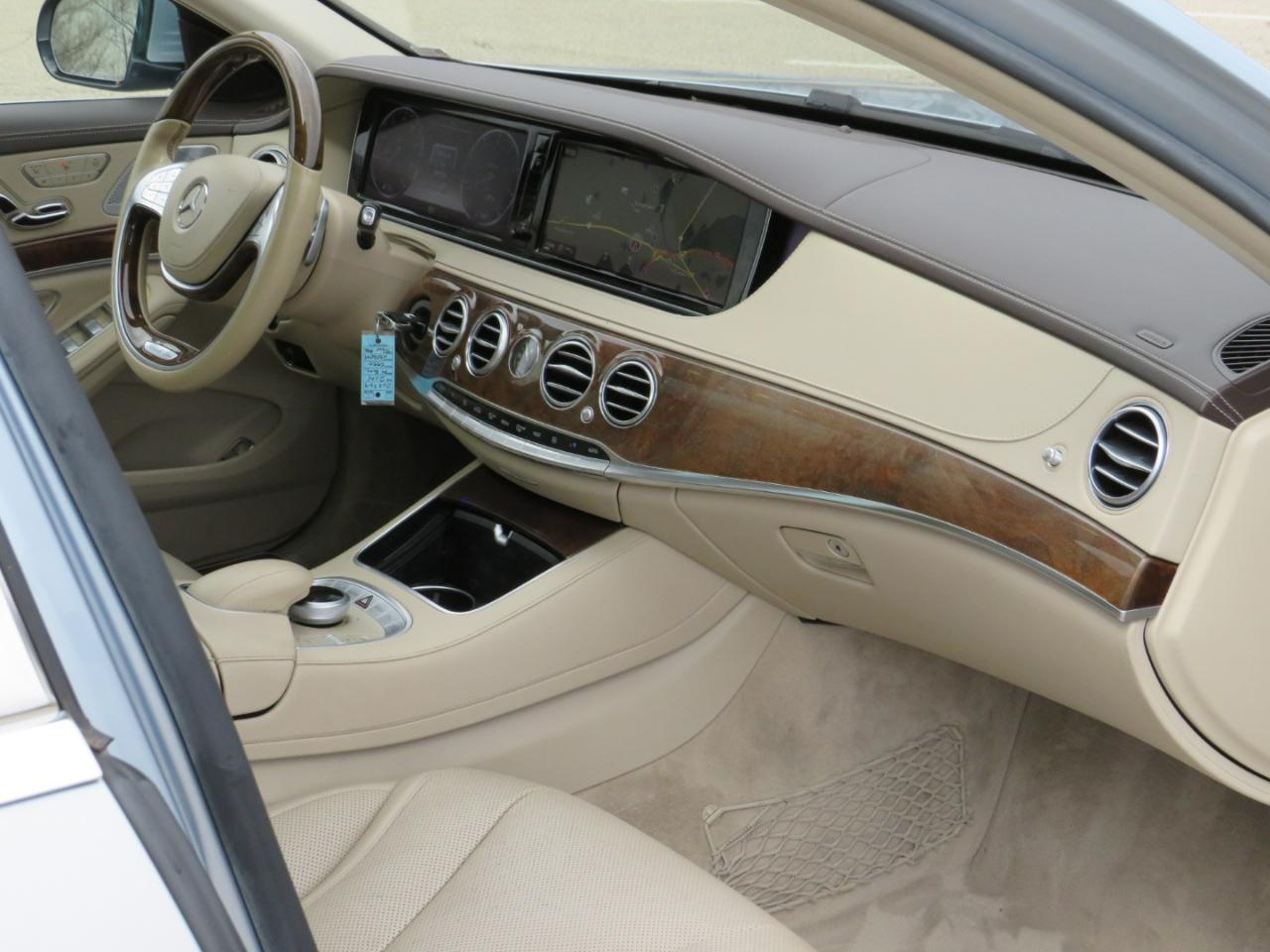 Mercedes-Benz S-Class S550 4MATIC 2014