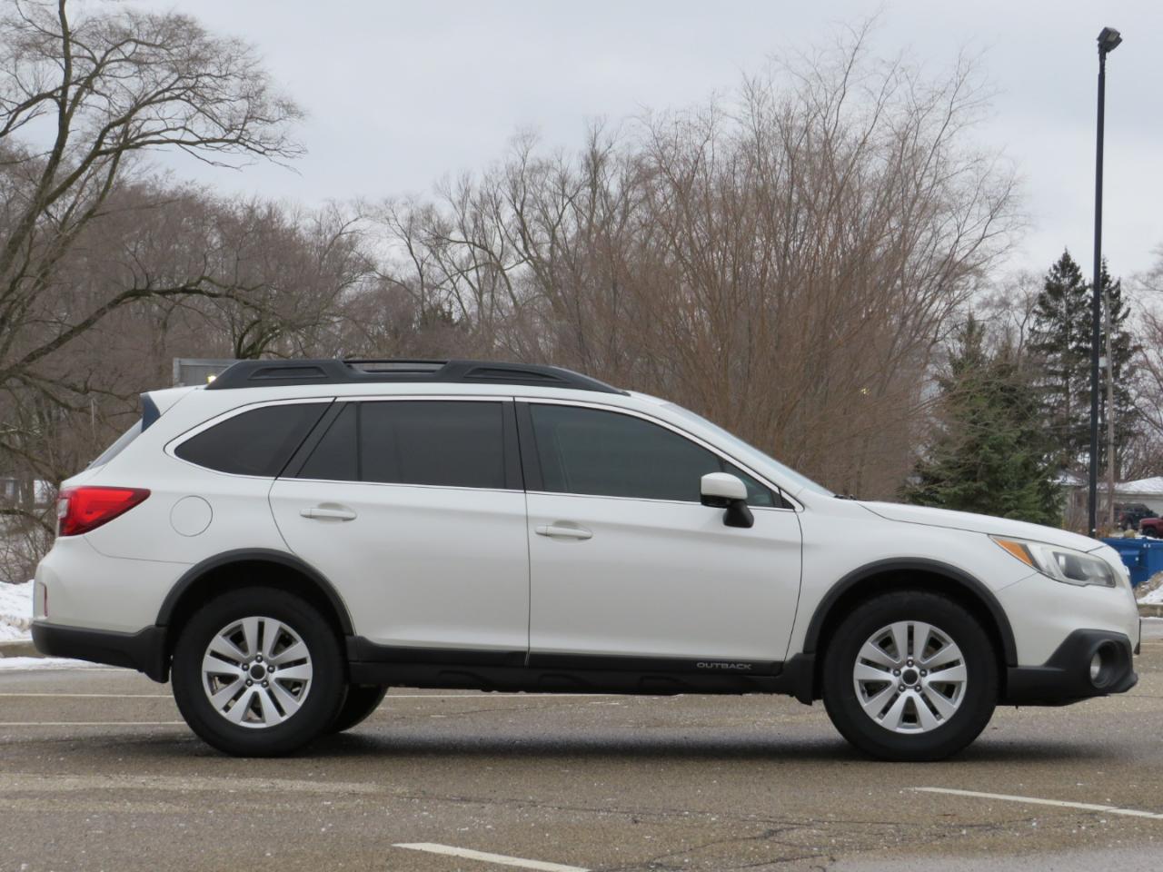 Subaru Outback 2.5i Premium 2015