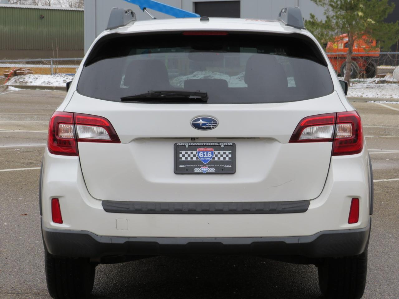 Subaru Outback 2.5i Premium 2015