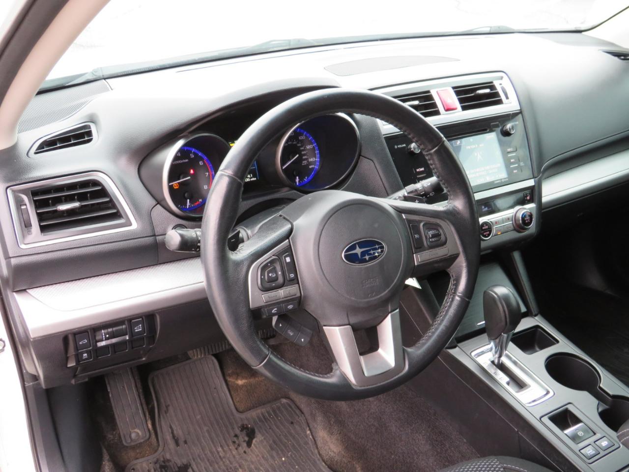 Subaru Outback 2.5i Premium 2015