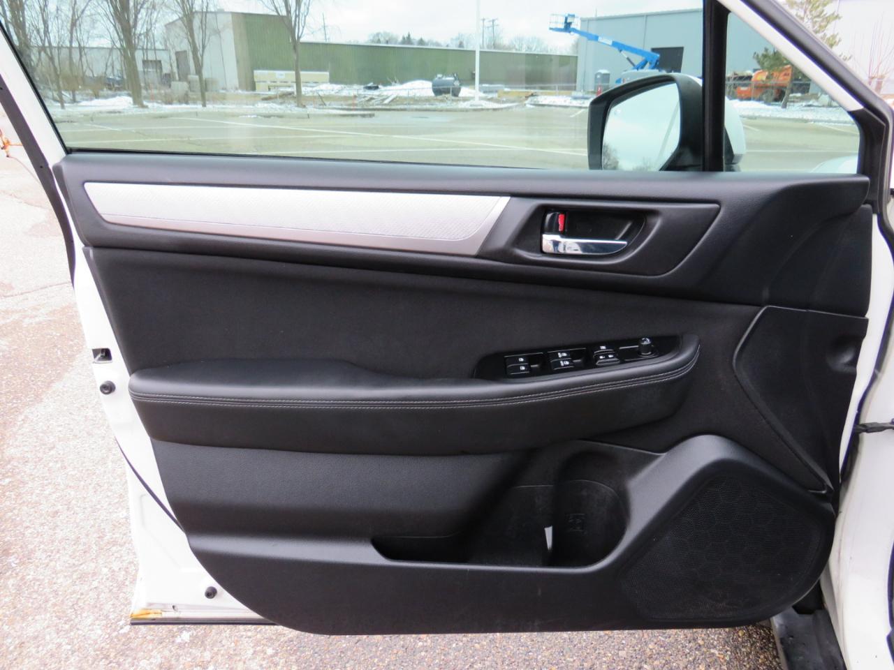 Subaru Outback 2.5i Premium 2015