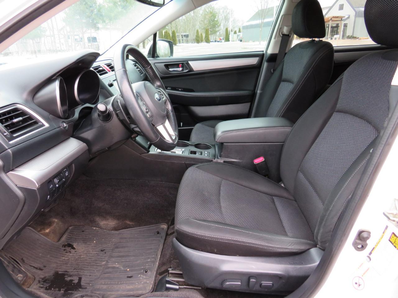 Subaru Outback 2.5i Premium 2015