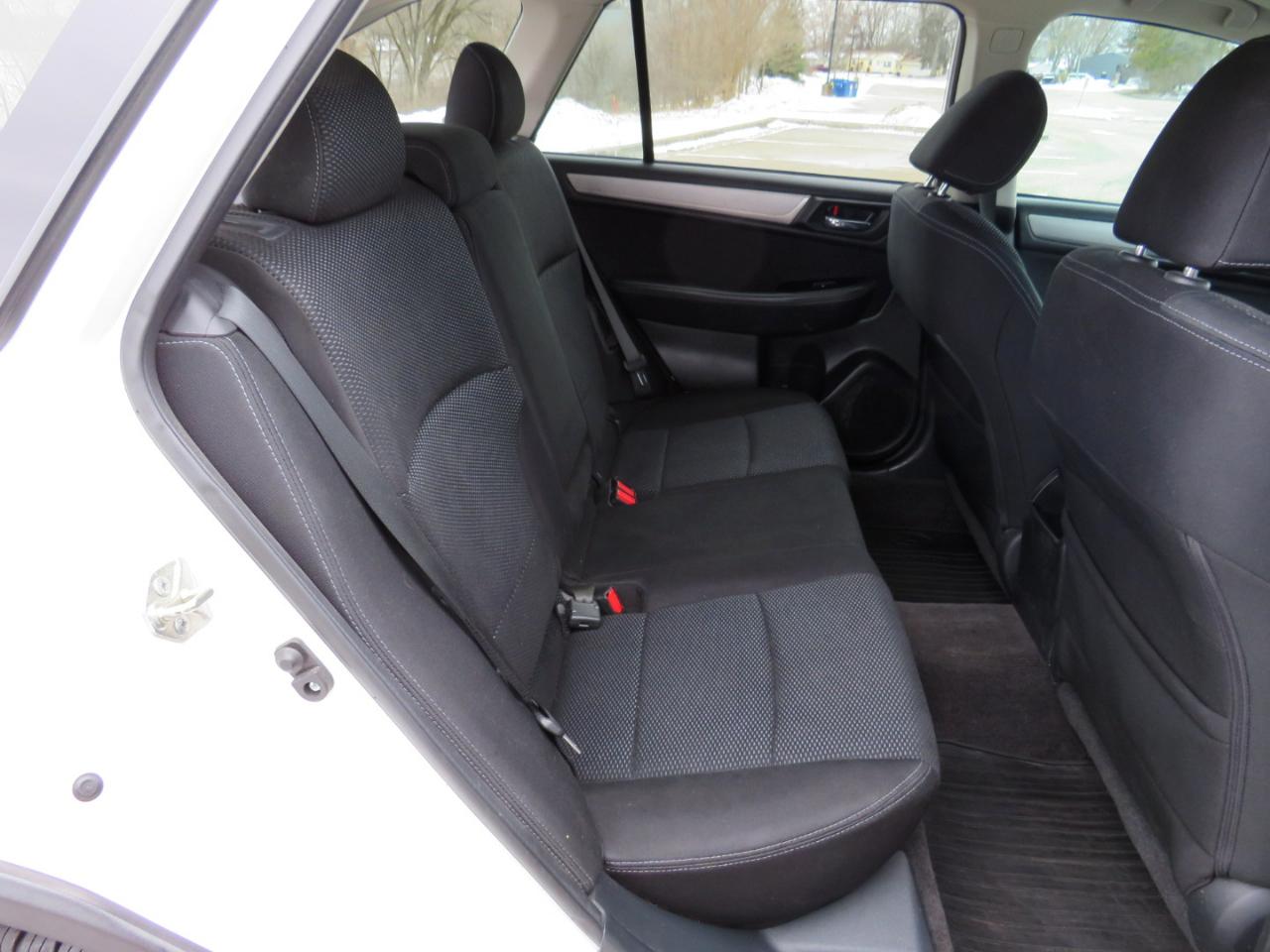 Subaru Outback 2.5i Premium 2015