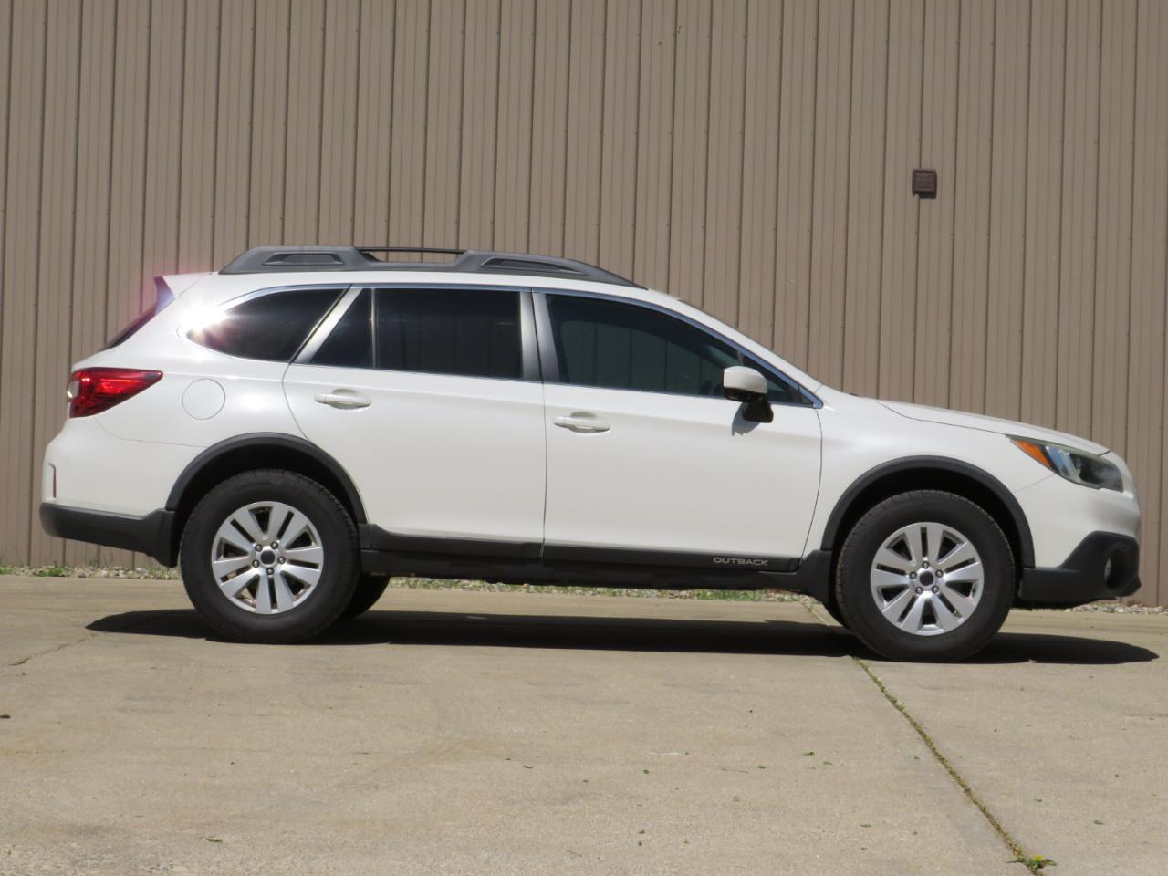 Subaru Outback 2.5i Premium 2015