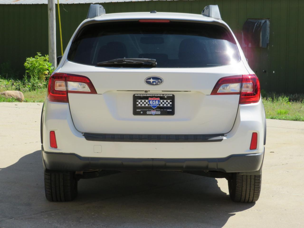 Subaru Outback 2.5i Premium 2015