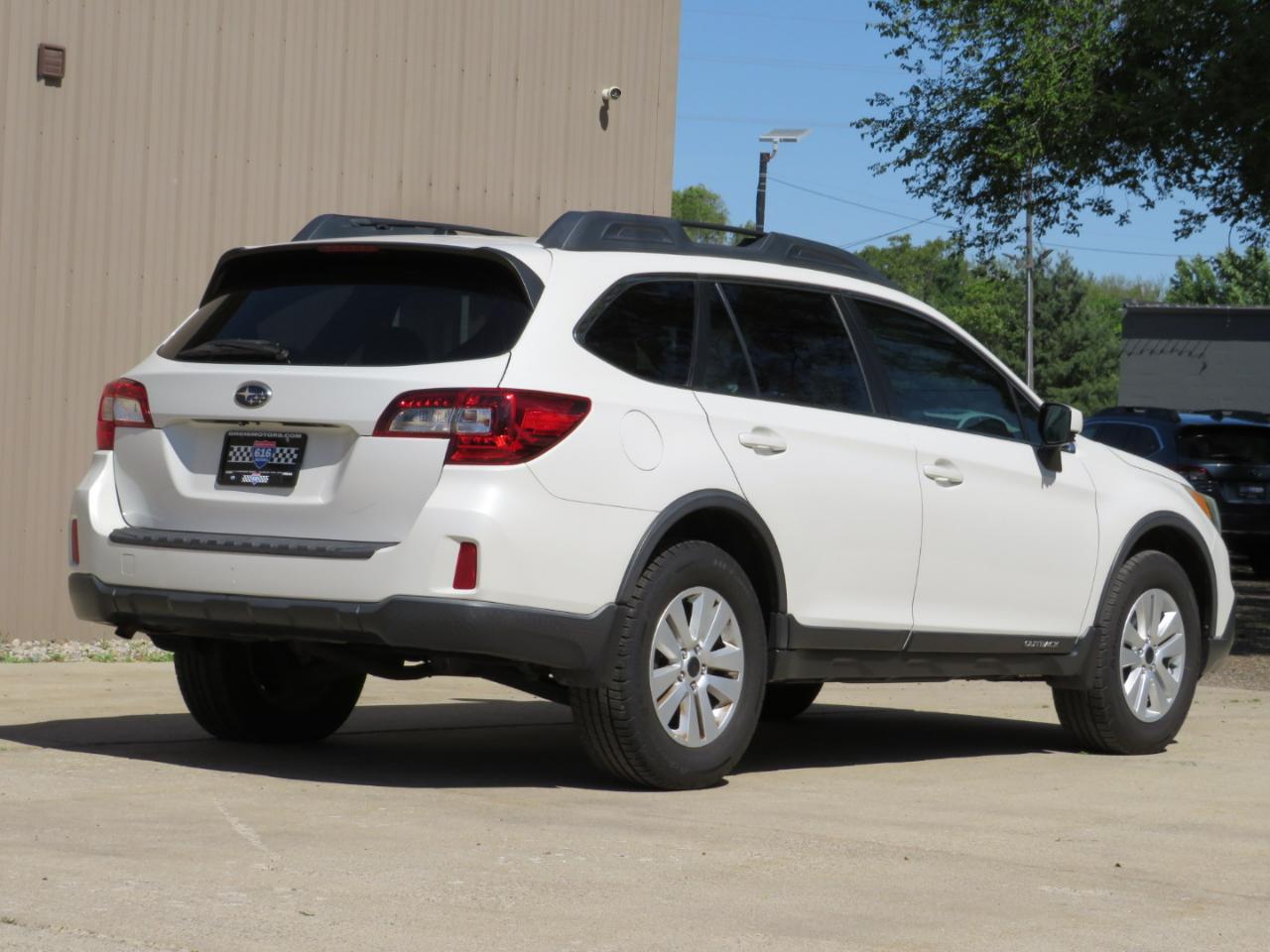 Subaru Outback 2.5i Premium 2015