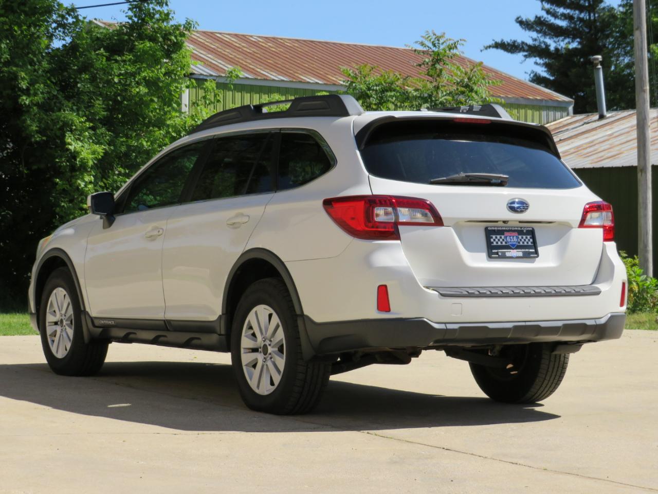 Subaru Outback 2.5i Premium 2015