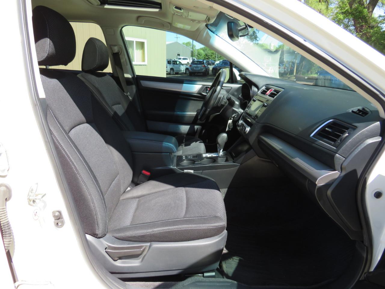 Subaru Outback 2.5i Premium 2015