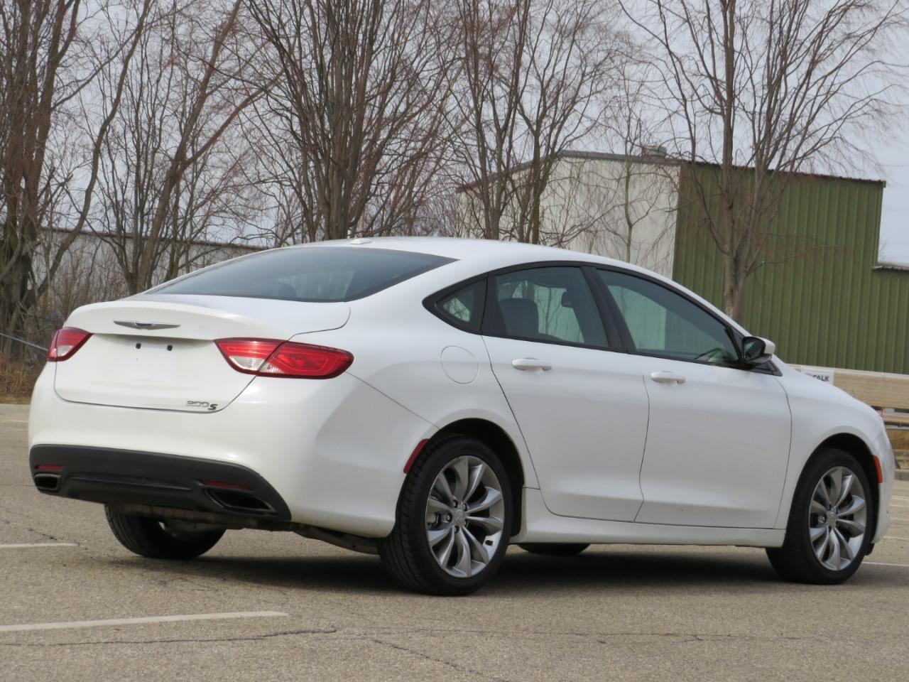 Chrysler 200 S 2015