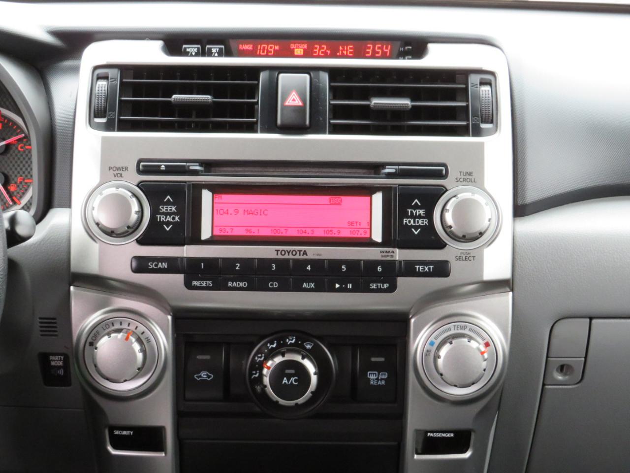 Toyota 4Runner SR5 4WD 2011