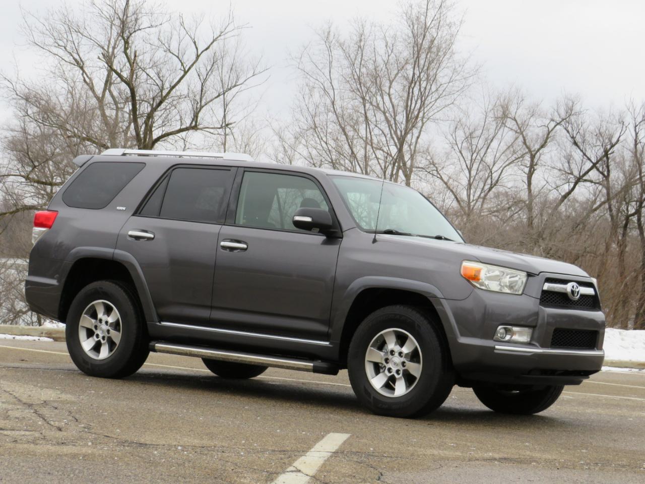 Toyota 4Runner SR5 4WD 2011