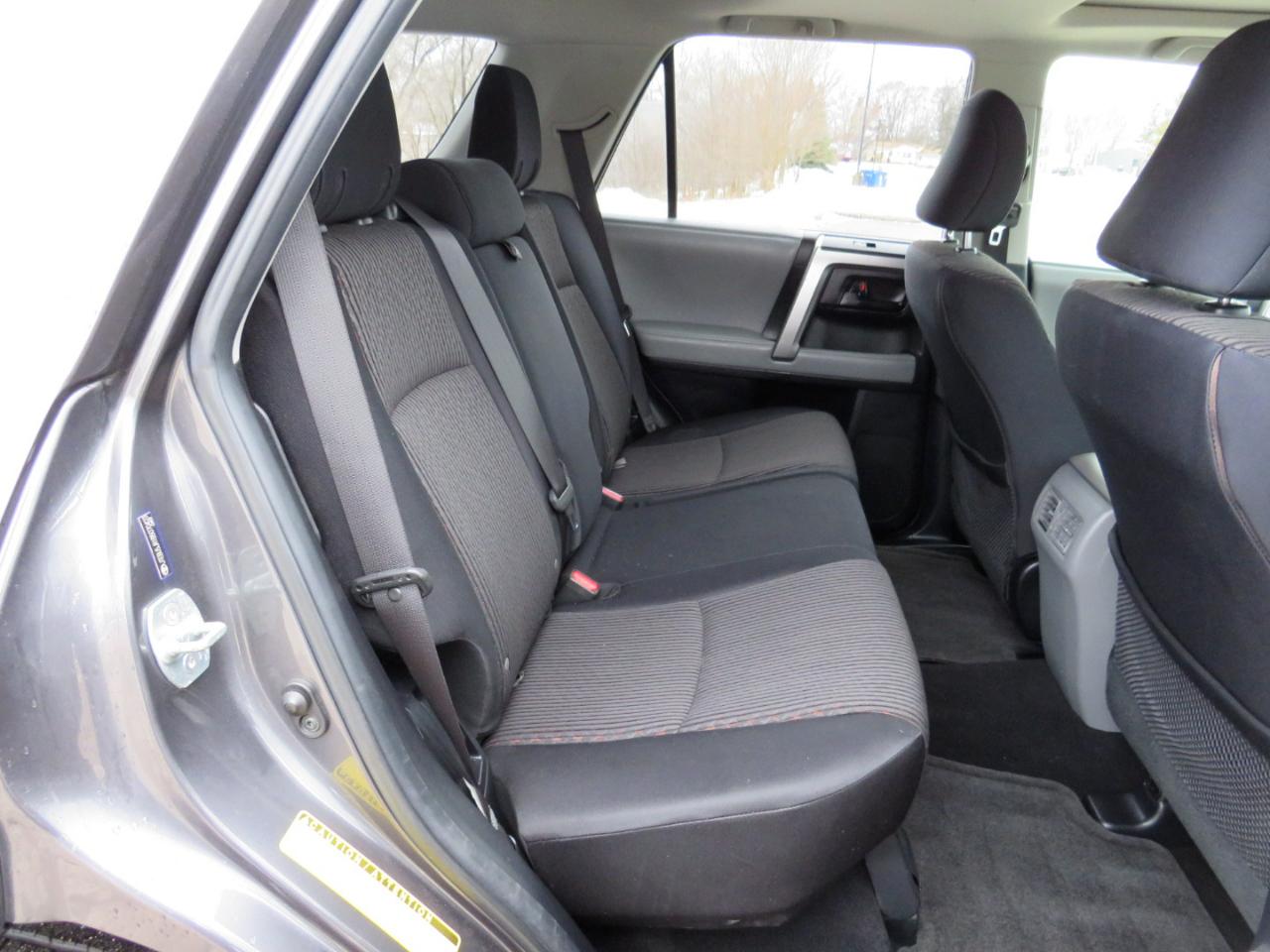 Toyota 4Runner SR5 4WD 2011